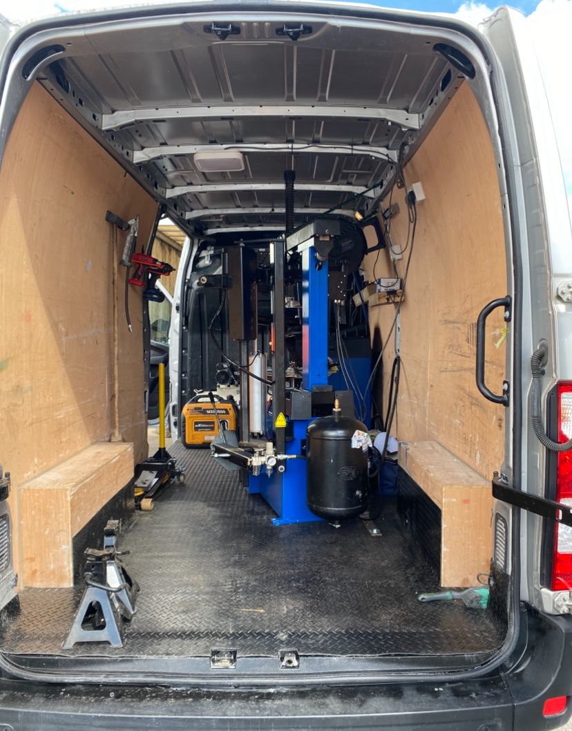 KwikFix Mobile Tyre Service 3